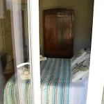 Residenza Delle Farfalle-Tripla Con Bagno Privato E Matrimoniale Con Bagno Condiviso