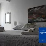 Residenza Delle Farfalle-Tripla Con Bagno Privato E Matrimoniale Con Bagno Condiviso