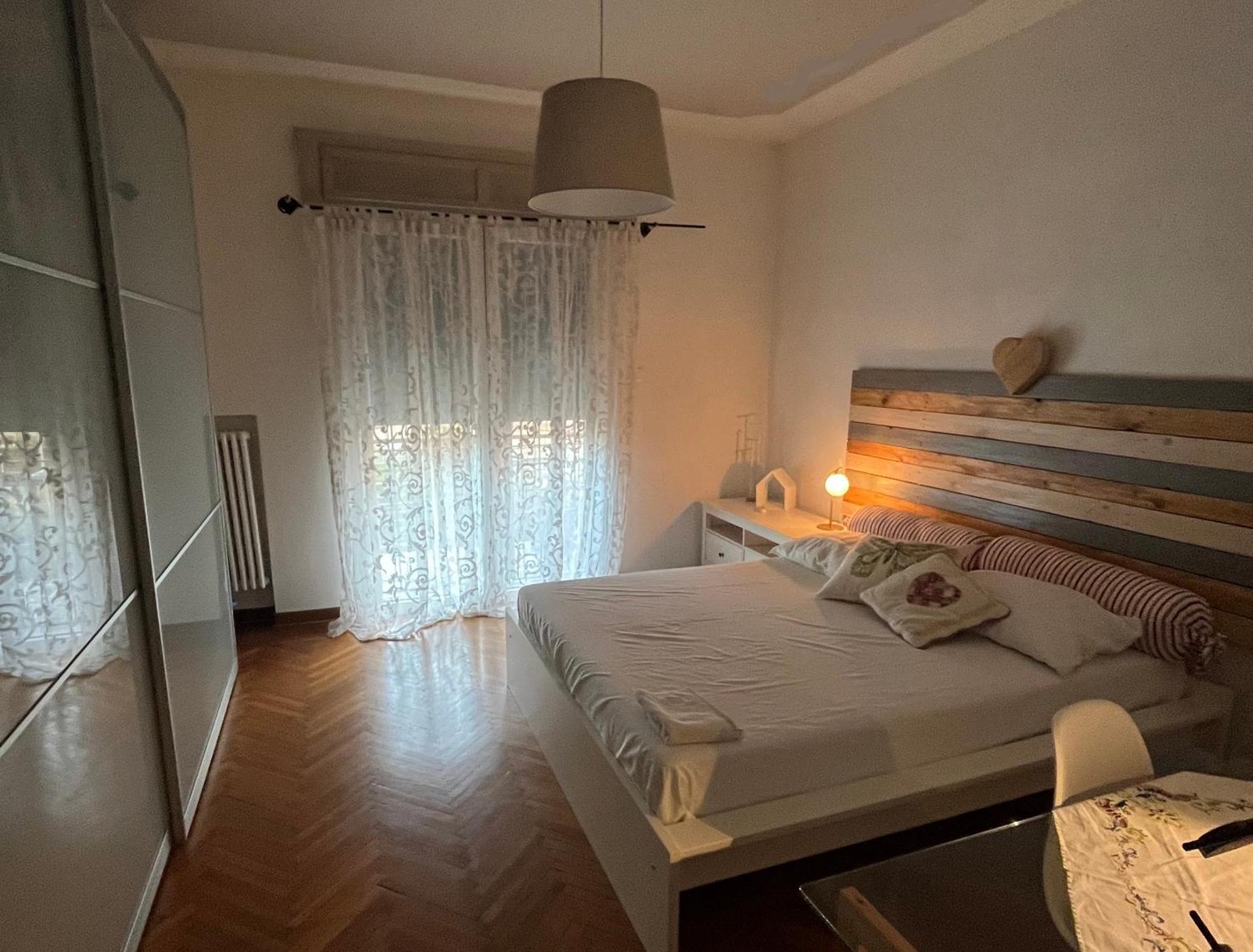 Residenza Delle Farfalle-tripla Con Bagno Privato E Matrimoniale Con Bagno Condiviso Affittacamere
