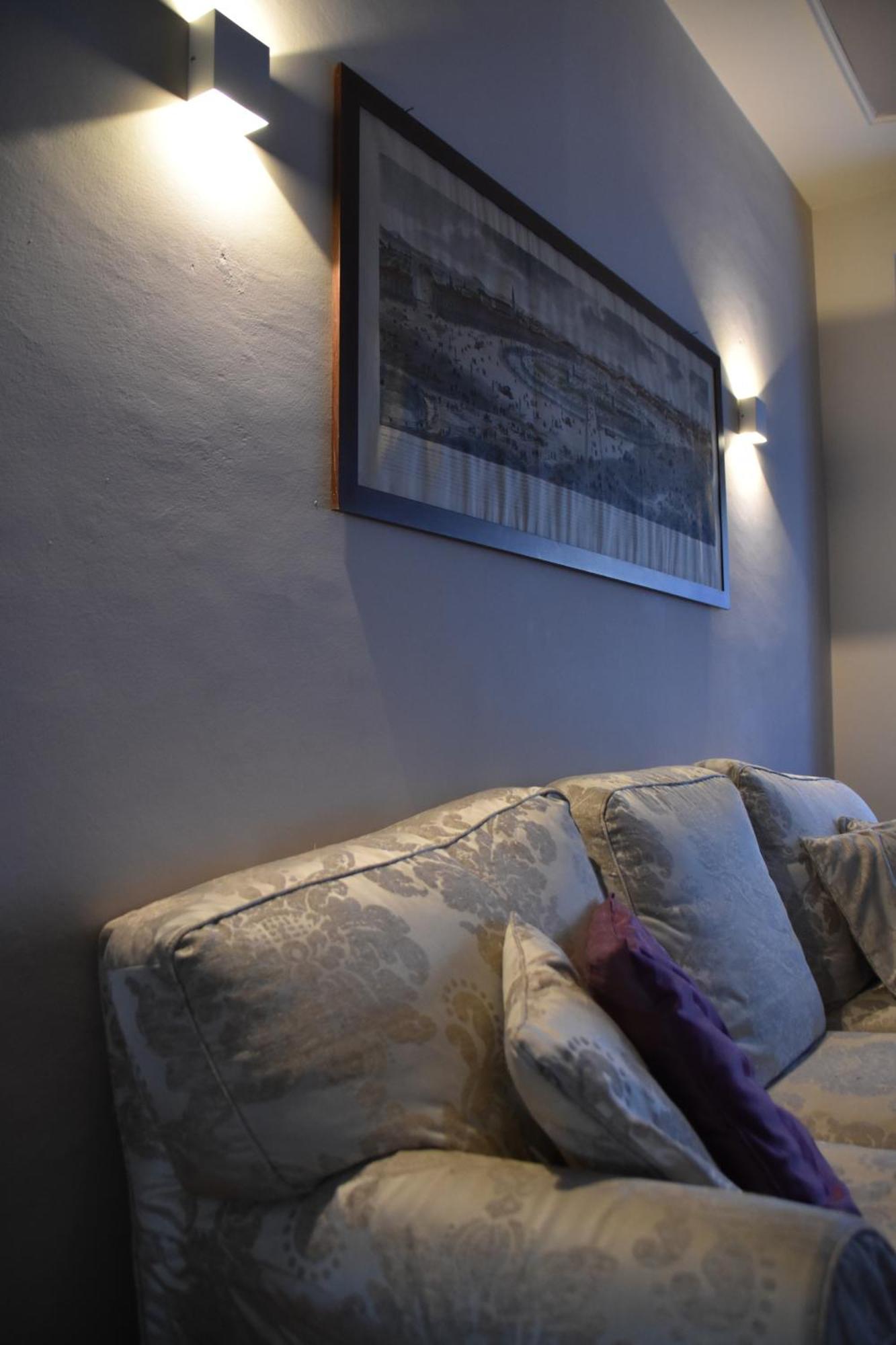 Residenza Delle Farfalle-tripla Con Bagno Privato E Matrimoniale Con Bagno Condiviso Affittacamere